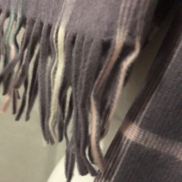 NWOT-Scarf-Pale Pink/Blue/Lilac/Gray Plaid-Soft-12x47 - Picture 6 of 10